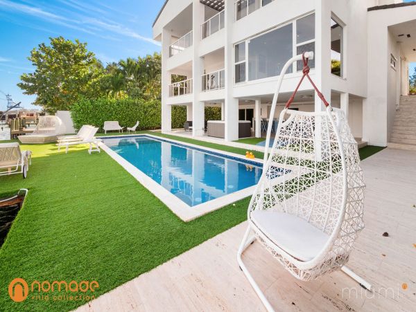 Miami Beach Home 960870