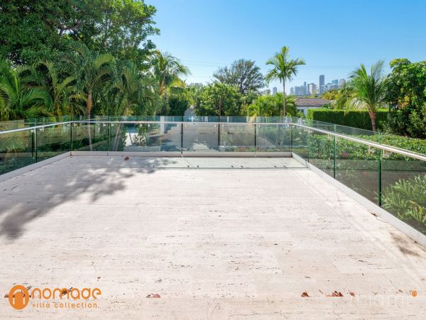 Miami Beach Home 960870