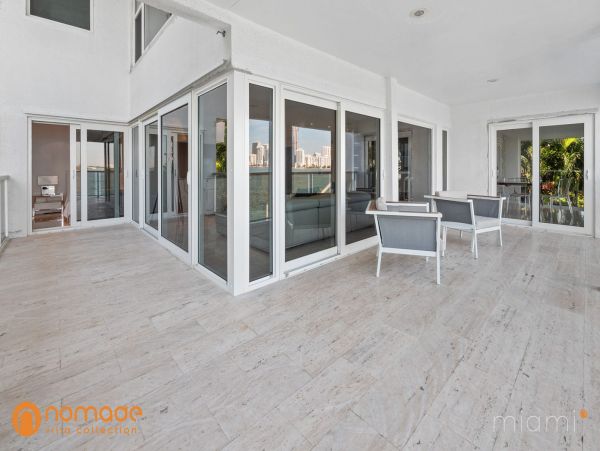 Miami Beach Home 960870