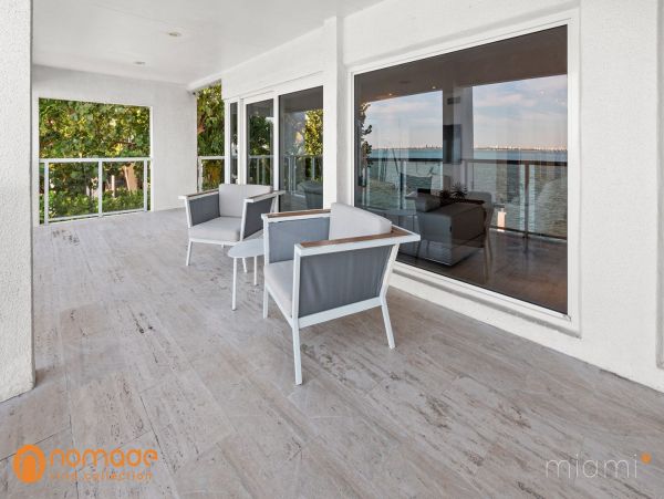 Miami Beach Home 960870