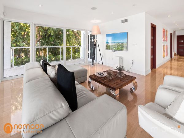 Miami Beach Home 960870