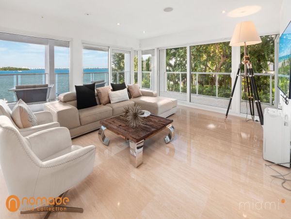 Miami Beach Home 960870