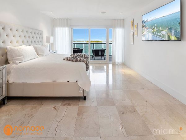 Miami Beach Home 960870