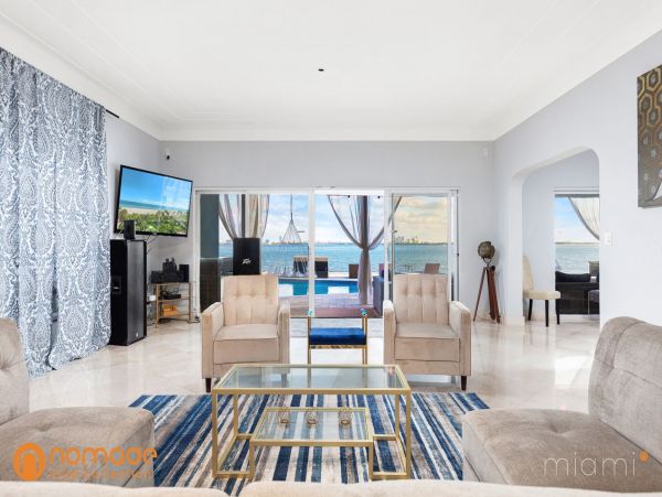 Miami Beach Home 960871