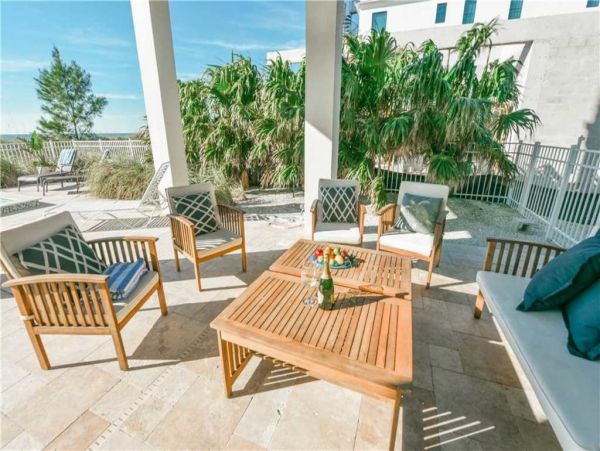Gulf Views Bradenton Beach Vacation Home Six Bedroom