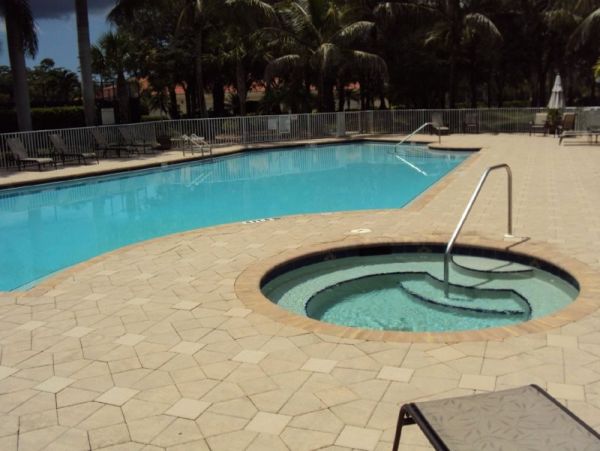 Naples Condo 960883