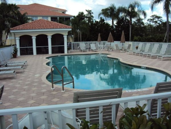 Naples Condo 960883