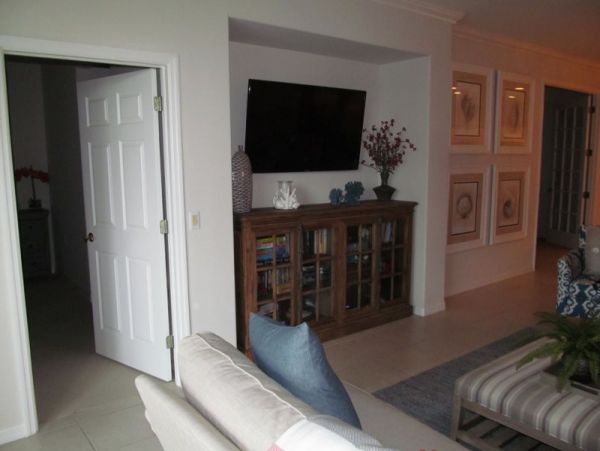 Naples Condo 960883