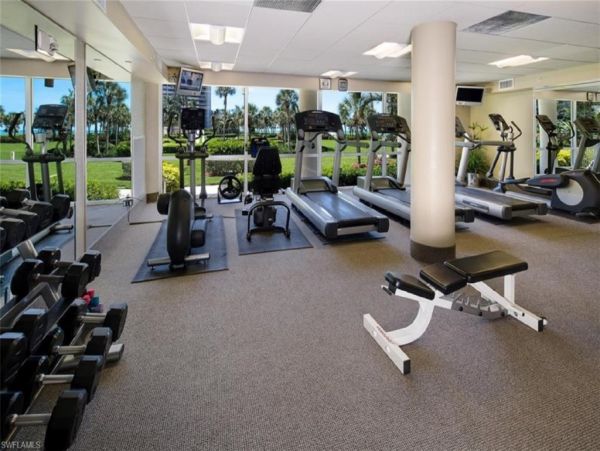 Stunning Naples Amazing Vacation Condo