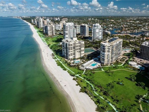 Stunning Naples Amazing Vacation Condo