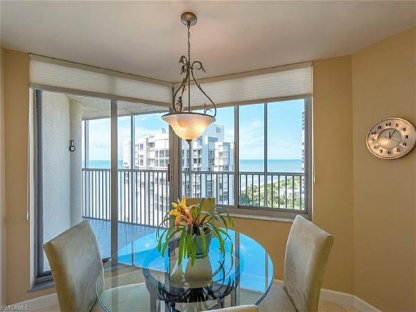 Stunning Naples Amazing Vacation Condo