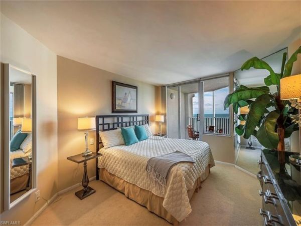 Stunning Naples Amazing Vacation Condo