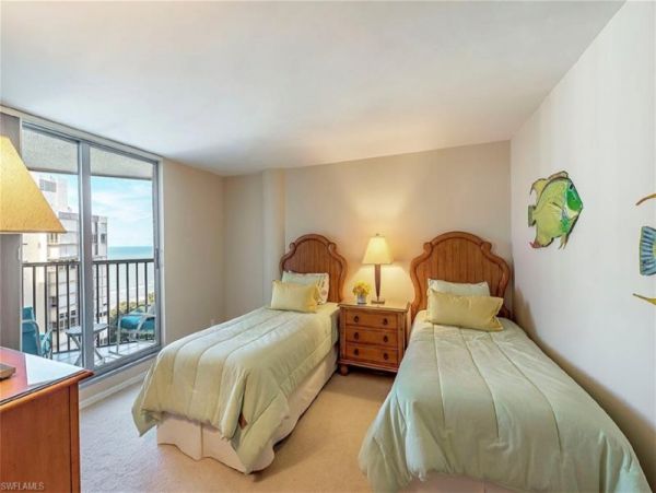 Stunning Naples Amazing Vacation Condo