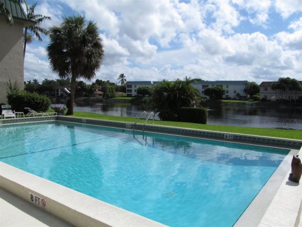 Naples Condo 960887