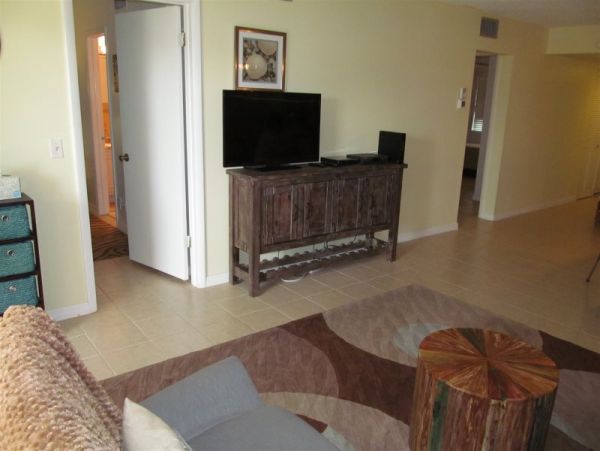 Naples Condo 960887