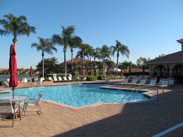 Naples Condo 960892