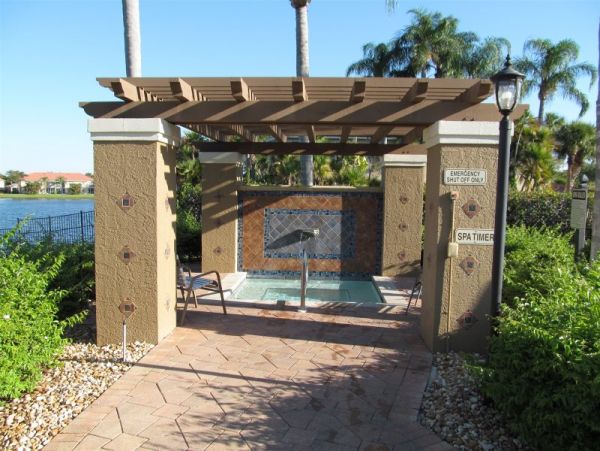 Naples Condo 960892