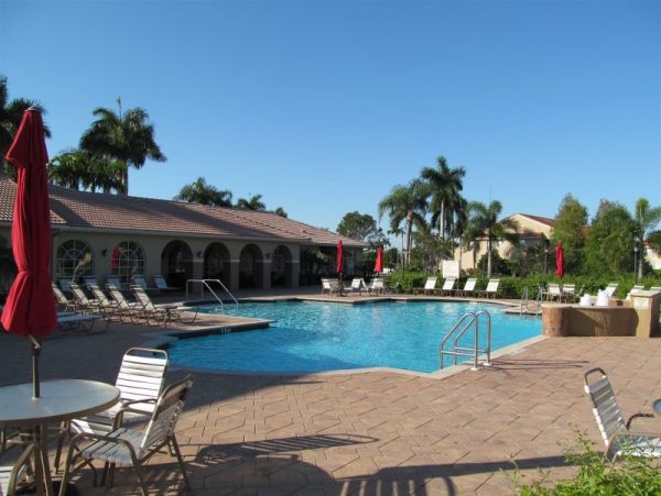 Naples Condo 960892