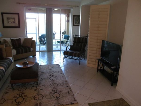 Naples Condo 960892