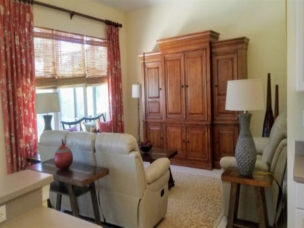 Naples Home 960896