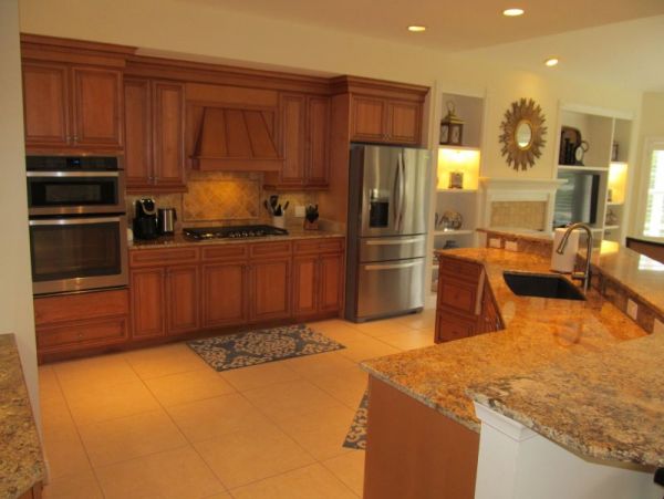 Olde Naples sleeps 10! Private community