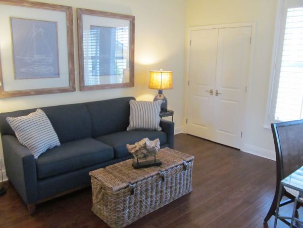 Olde Naples sleeps 10! Private community