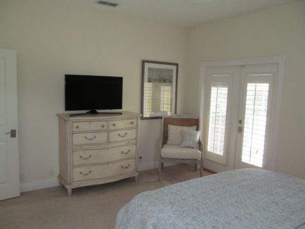Olde Naples sleeps 10! Private community