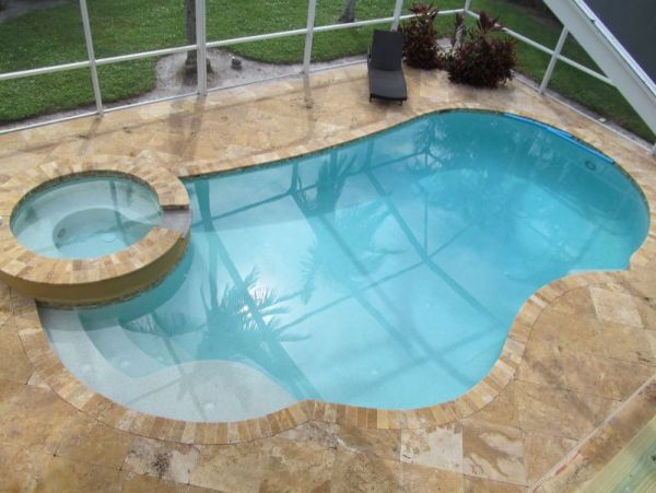 Olde Naples sleeps 10! Private community
