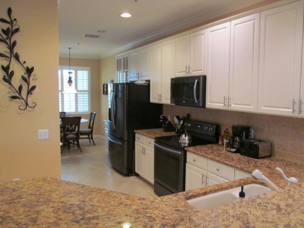 Naples Condo 960912