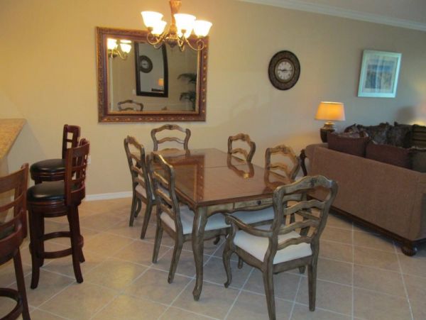 Naples Condo 960912