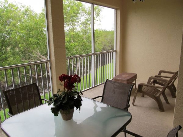 Naples Condo 960914