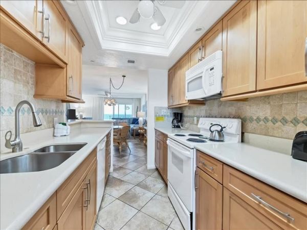 Beach View Siesta Key Vacation Condo Two Bedroom