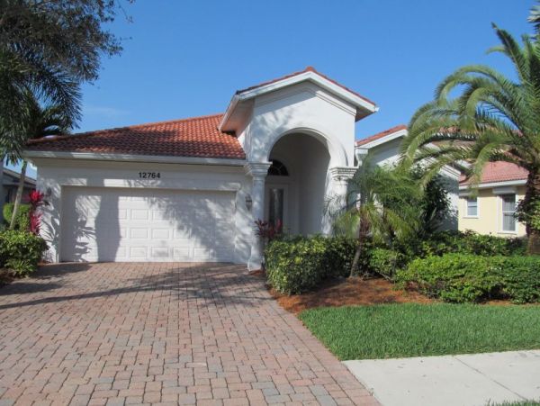 Naples Home 960919