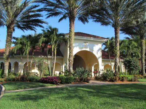 Naples Home 960919