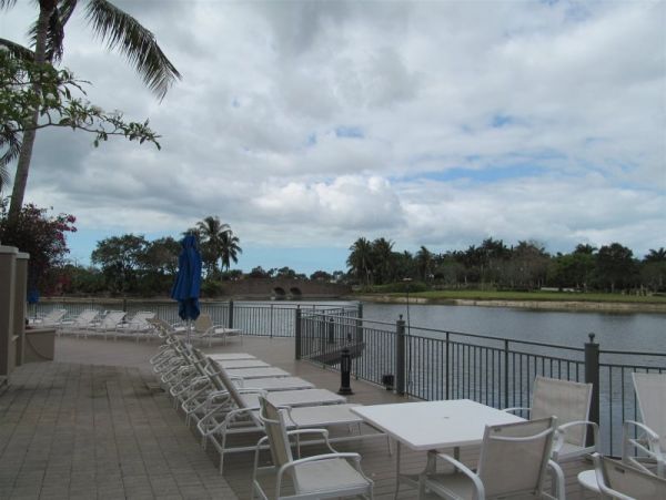 Naples Vacation Home Sleeps 6 Guests