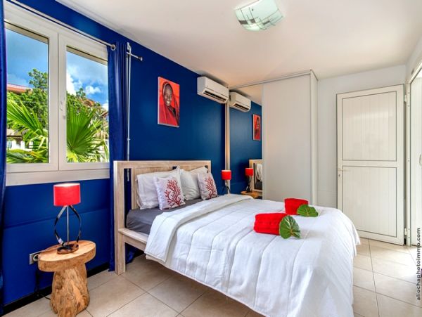 Martinique Home 960924