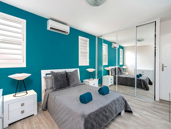Martinique Home 960924