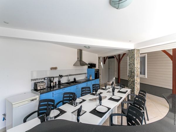 Martinique Home 960924