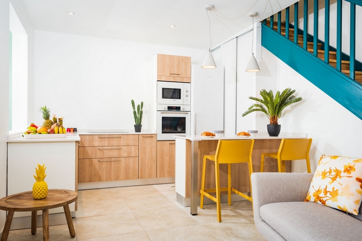 Martinique Home 960926