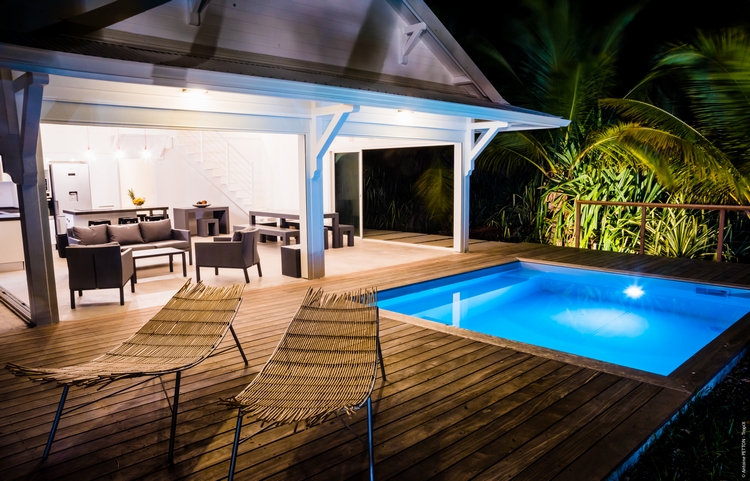Martinique Home 960930