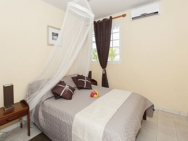 Martinique Home 960931