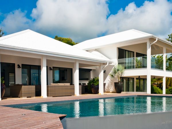 Martinique Home 960935