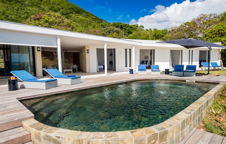 Martinique Home 960936
