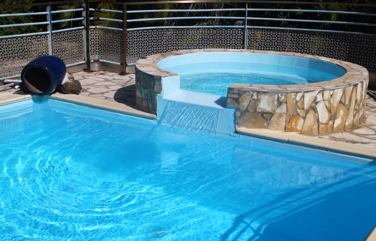 Martinique Home 960940