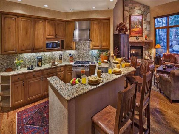 Arrowhead Mountain View Four Bedroom Rental Home