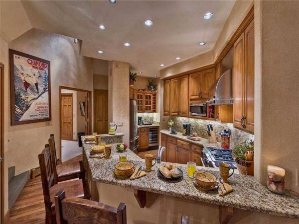 Arrowhead Mountain View Four Bedroom Rental Home