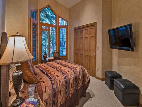 Arrowhead Mountain View Four Bedroom Rental Home