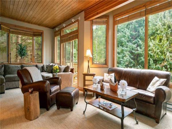 VAIL TOWNHOME SLEEPS 13