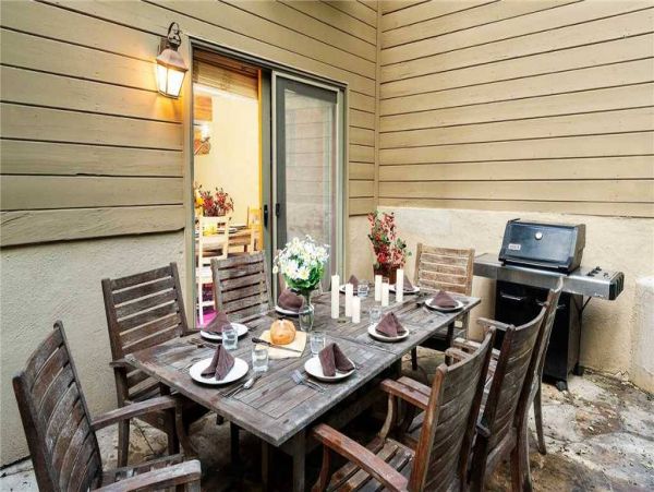 VAIL TOWNHOME SLEEPS 13