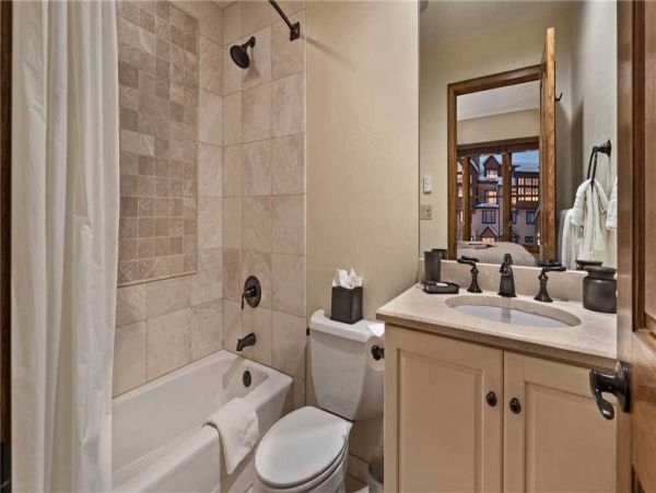 Beaver Creek Vacation Home Three Bedroom